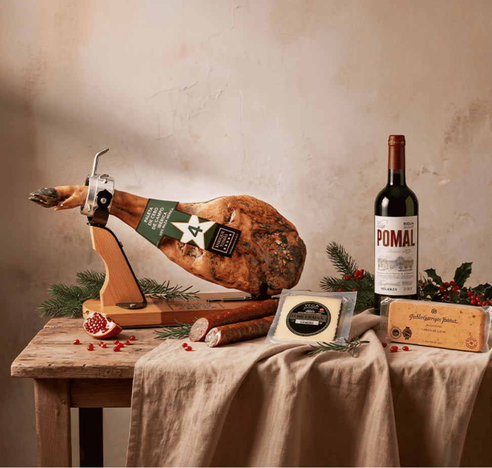 Christmas Selection Set 50% Iberian Field-Fed Cebo Ham Paleta