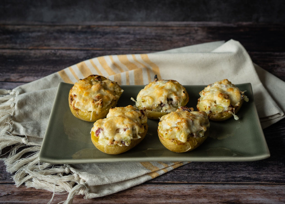 Patatas al horno con jamón y queso