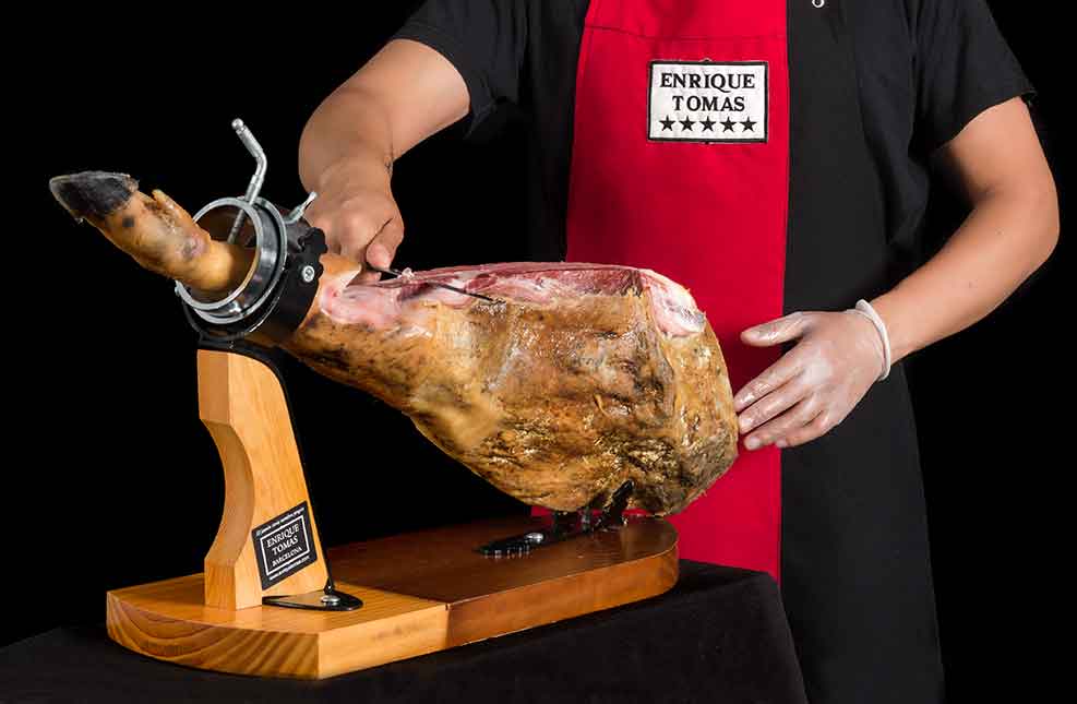 Como elegir un buen jamonero para casa