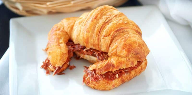croisant de jamon serrano
