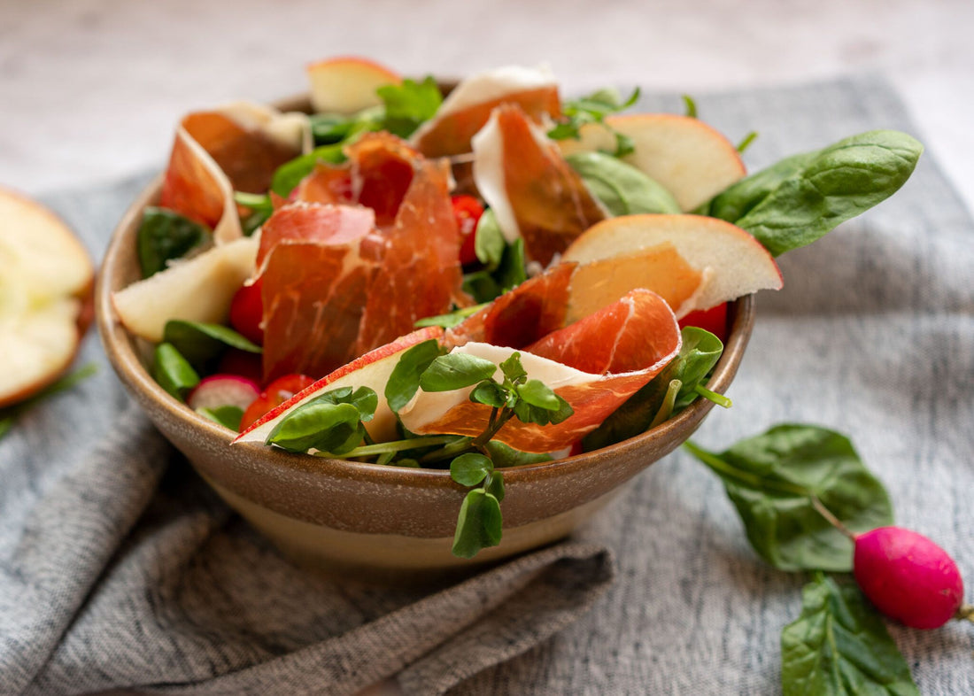 Ensalada ligera y fresca con jamón