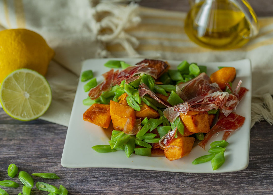 Ensalada de judías, boniato y jamón ibérico