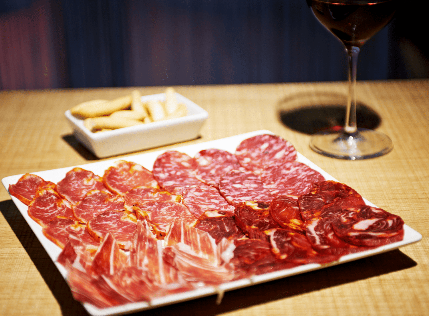 El jamón ibérico no es un embutido