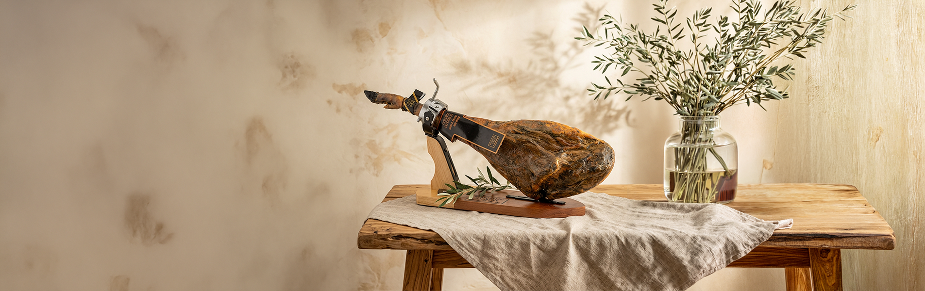 ¿Cuánto cuesta cortar un jamón?