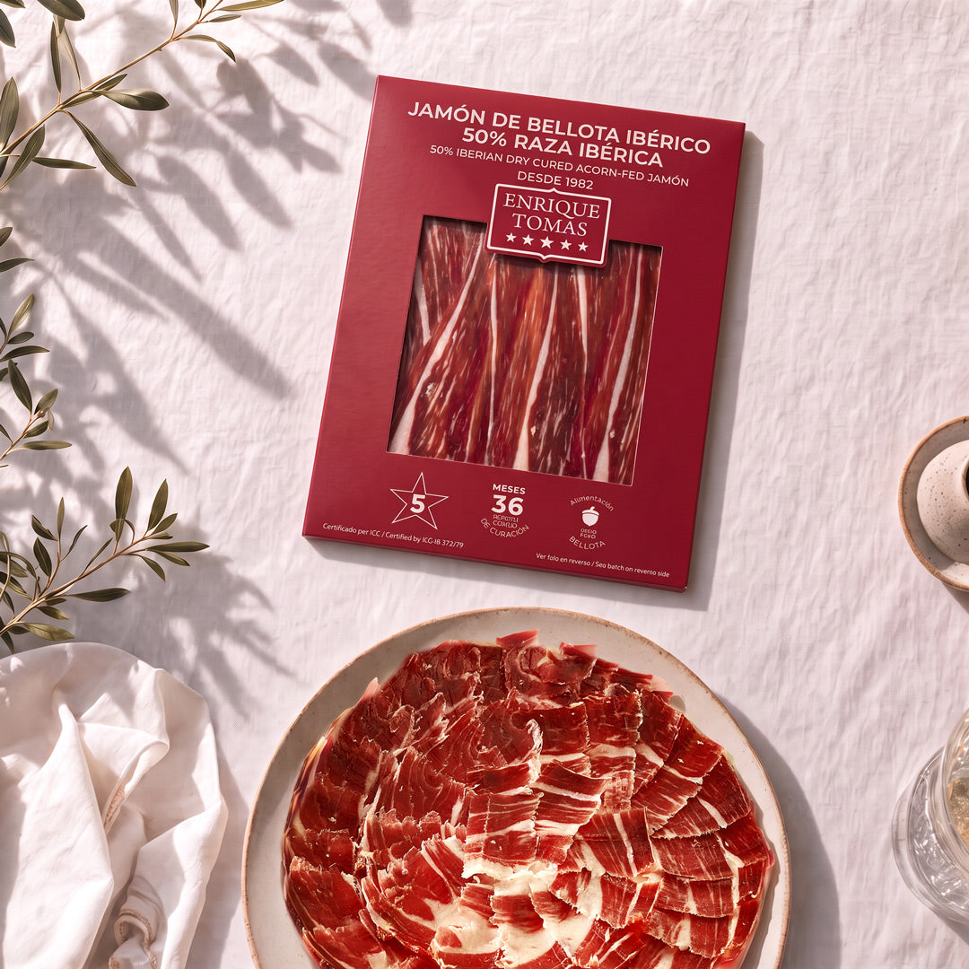 Sobre de jamón ibérico de Bellota 50% Enrique Tomás etiqueta roja loncheado (sobre al vacío) emplatado